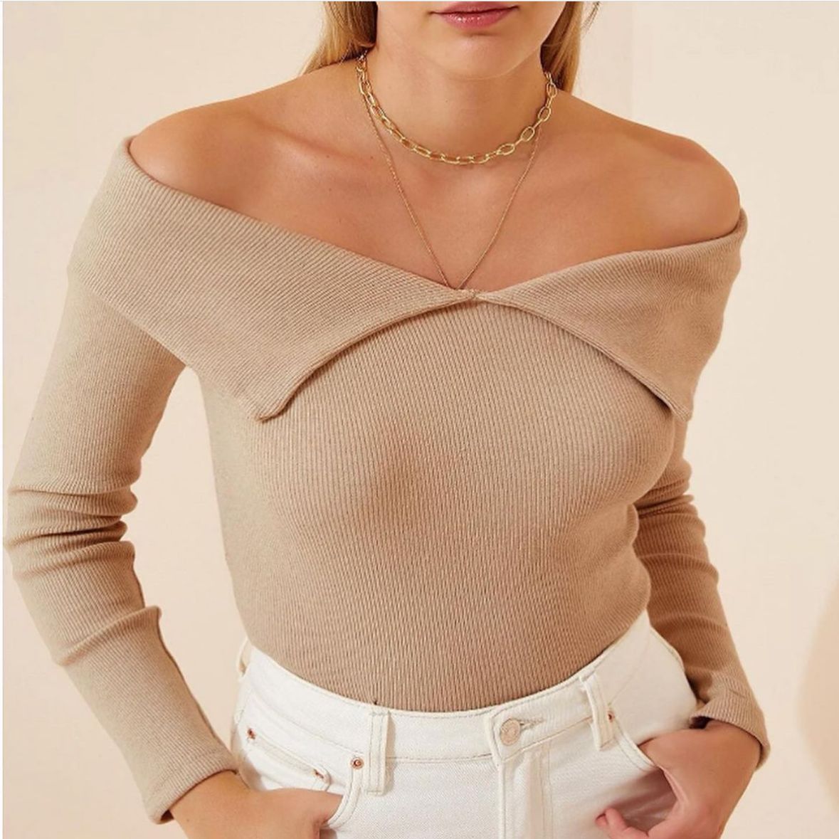 Off-Shoulder Top